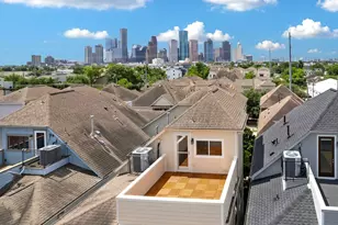 2020 Sabine St, Houston, TX 77007 - Photo 2