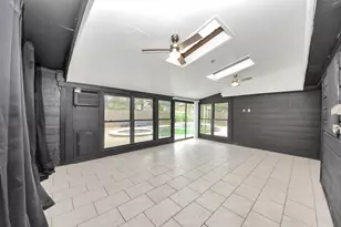 12463 Oak Park Dr, Houston, TX 77070 - Photo 36