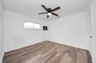 3329 Stassen St, Houston, TX 77051 - Photo 24