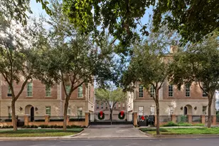 2126 Briarglen Dr, Houston, TX 77027 - Photo 2