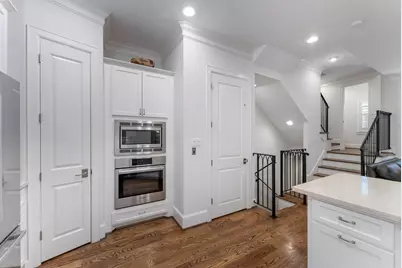 2126 Briarglen Drive, Houston, TX 77027 - Photo 14