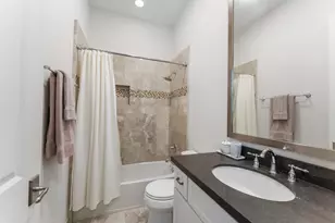 2126 Briarglen Dr, Houston, TX 77027 - Photo 22