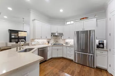 2126 Briarglen Drive, Houston, TX 77027 - Photo 12