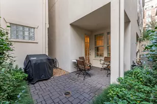 2126 Briarglen Dr, Houston, TX 77027 - Photo 24