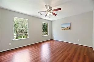 215 Birch Hill Dr, Sugar Land, TX 77479 - Photo 10