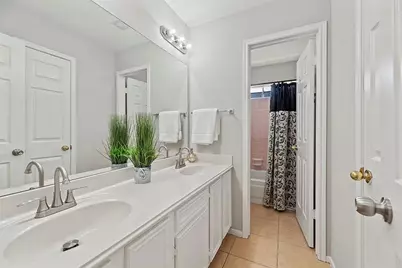 215 Birch Hill Drive, Sugar Land, TX 77479 - Photo 12