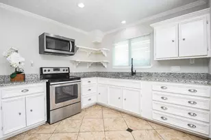6906 Grant Dr, Richmond, TX 77469 - Photo 10