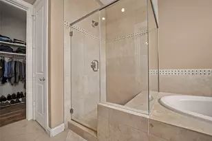 10929 Upland Park, Houston, TX 77043 - Photo 42