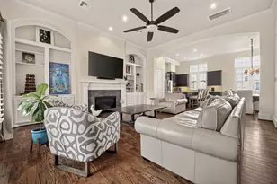 10929 Upland Park, Houston, TX 77043 - Photo 10