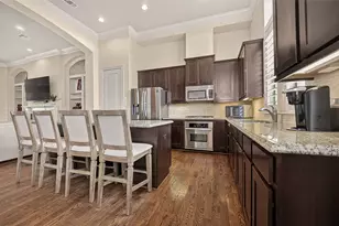 10929 Upland Park, Houston, TX 77043 - Photo 18