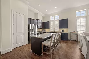 10929 Upland Park, Houston, TX 77043 - Photo 22