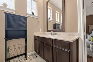 10929 Upland Park, Houston, TX 77043 - Photo 40
