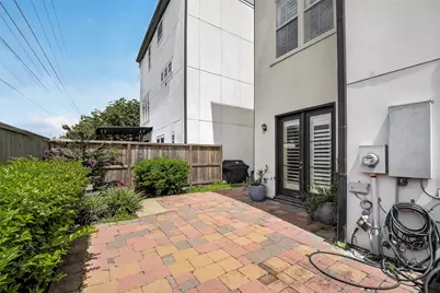 10929 Upland Park, Houston, TX 77043 - Photo 48