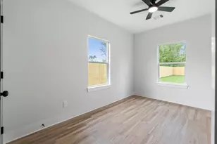 1026 Junell St, Houston, TX 77088 - Photo 16
