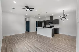 1026 Junell St, Houston, TX 77088 - Photo 4
