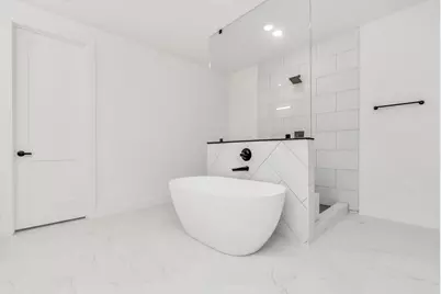 5616 Savyon Drive, Houston, TX 77091 - Photo 14
