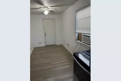 7909 Brutus Street Street #2, Houston, TX 77012 - Photo 4