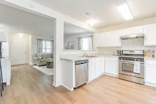 2638 Skyview Grove Ct, Houston, TX 77047 - Photo 8