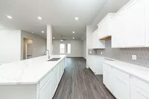 2035 Emerald Lk Trl, Dayton, TX 77535 - Photo 8