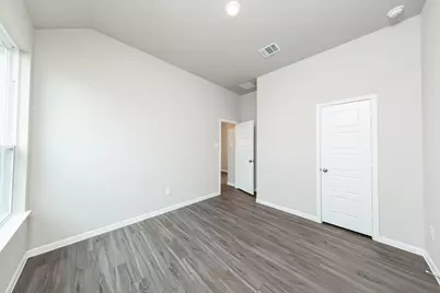 2035 Emerald Lake Trail, Dayton, TX 77535 - Photo 6