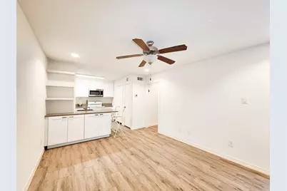 3900 Woodchase Drive #159, Houston, TX 77042 - Photo 6