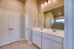 739 Hidden Meadow St, Rosharon, TX 77583 - Photo 16