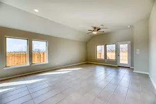 739 Hidden Meadow St, Rosharon, TX 77583 - Photo 12