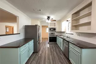 3402 Randall St, Pearland, TX 77581 - Photo 2