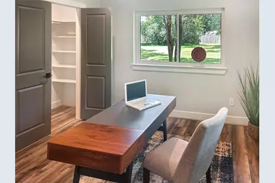 701 Cannan Drive, Angleton, TX 77515 - Photo 12