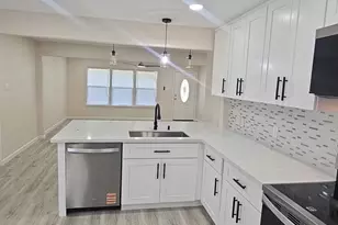 2228 Erickson St, La Marque, TX 77568 - Photo 4