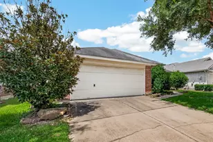 1618 Eberhart Star Ct, Katy, TX 77494 - Photo 2