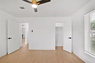 1405 W Crockett St, La Marque, TX 77568 - Photo 20