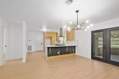 1405 W Crockett Street, La Marque, TX 77568 - Photo 8