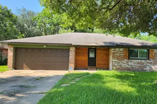 2006 Redwood St, Kemah, TX 77565 - Photo 4