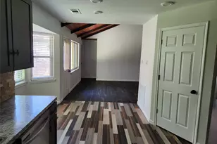 2006 Redwood St, Kemah, TX 77565 - Photo 12