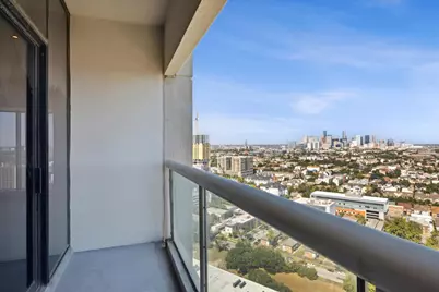 1701 Hermann Drive Drive #27CE, Houston, TX 77004 - Photo 28