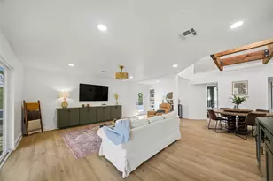 8052 Perry Ln, College Station, TX 77845 - Photo 12