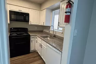 9255 W Sam Houston Pkwy S Pkwy, Houston, TX 77099 - Photo 6