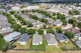 20019 Ravenmeadow Ln, Katy, TX 77449 - Photo 32