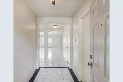 20019 Ravenmeadow Lane, Katy, TX 77449 - Photo 4