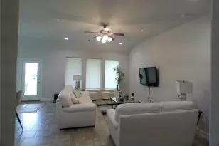 2710 Ocean Key Dr, La Marque, TX 77568 - Photo 6