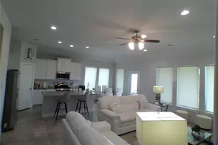 2710 Ocean Key Dr, La Marque, TX 77568 - Photo 12
