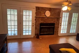 1909 11th Ave, La Marque, TX 77568 - Photo 6