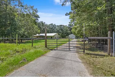 692 County Road 3371, Cleveland, TX 77327 - Photo 1