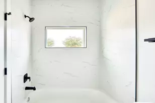 3452 Bremond St, Houston, TX 77004 - Photo 36