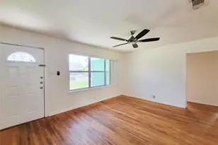 12226 Dorwayne Ct, Houston, TX 77015 - Photo 8