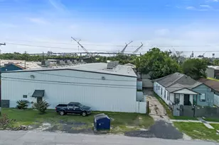 405 Medina St, Houston, TX 77012 - Photo 16