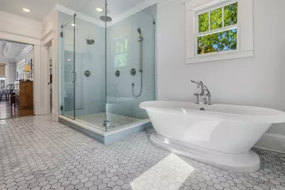 1014 Wynnwood Lane, Houston, TX 77008 - Photo 32