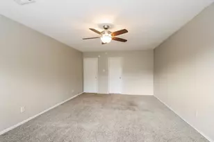 19410 Pine Cluster Ln, Humble, TX 77346 - Photo 12