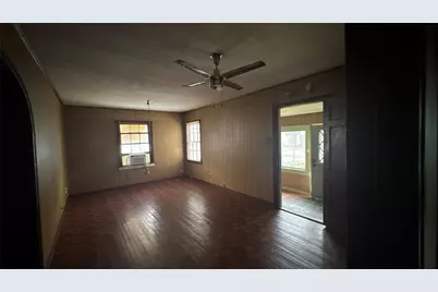 7730 Junior Street, Houston, TX 77012 - Photo 14